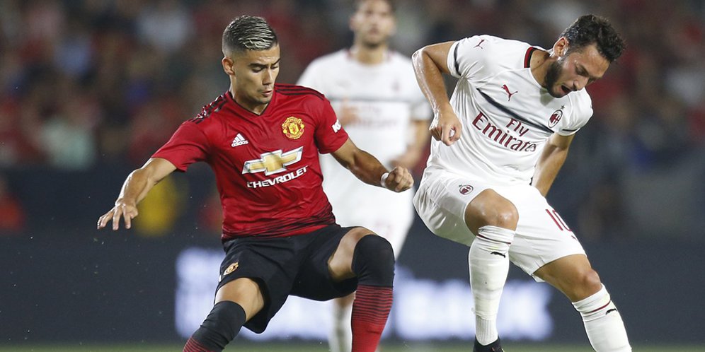 Jose Mourinho Puji Skuatnya Setelah Kalahkan AC Milan